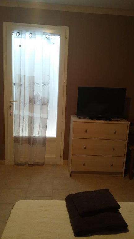 Chambres D'Hotes Les Maisses Mison ห้อง รูปภาพ