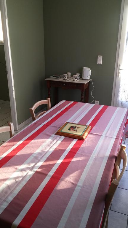 Chambres D'Hotes Les Maisses Mison ภายนอก รูปภาพ